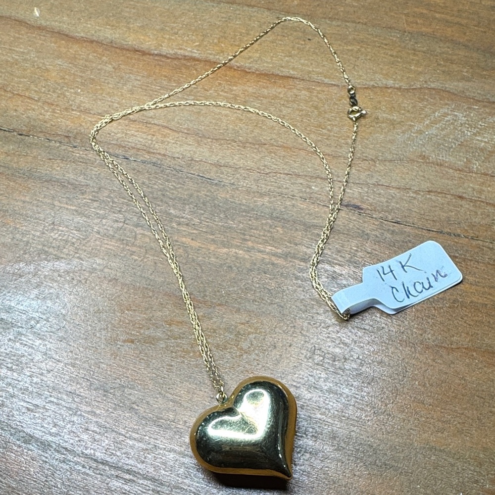14Kt Gold Heart Pendant Necklace